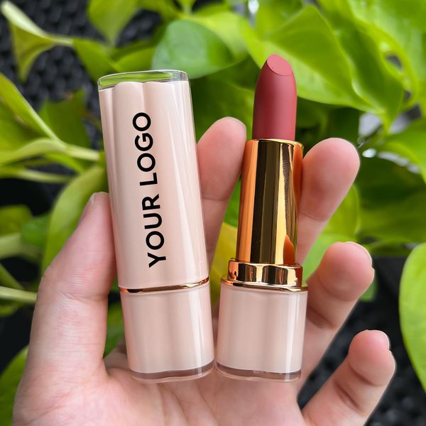 Four-Leaf Clover Lipstick Private Label Matte Waterproof Solid Lipstick Vegan Long Lasting New Design Lipgloss Tube